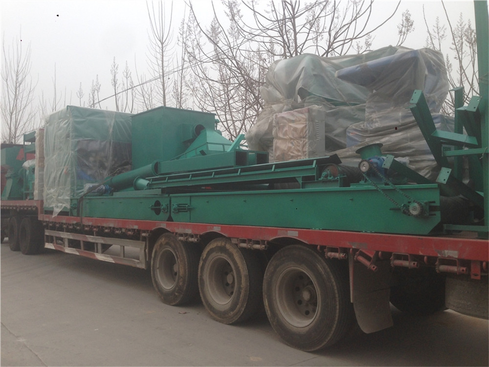 負極破碎處理設備發貨.jpg 負極破碎處理設備發貨.jpg